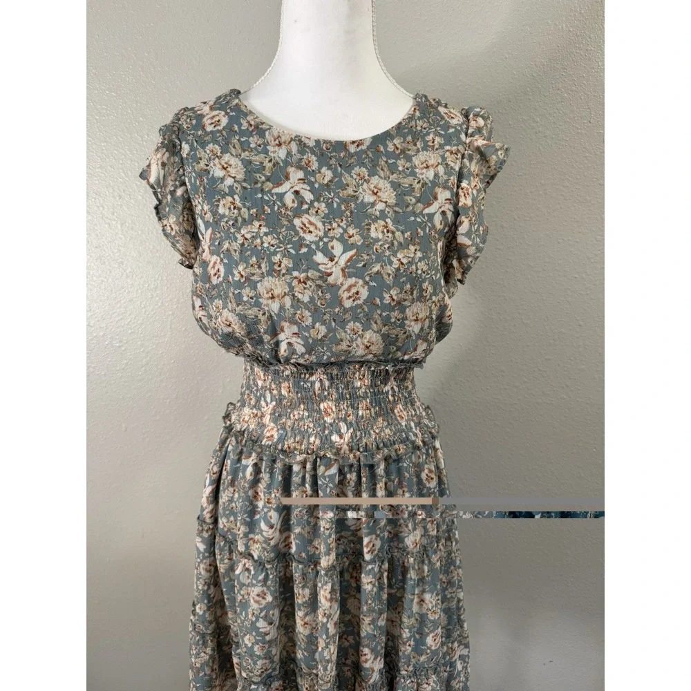 Dress - Picture 3 of 8
